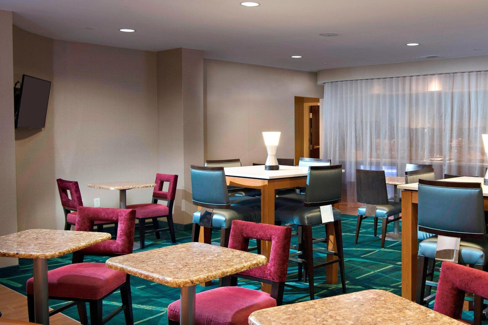 Springhill Suites By Marriott Atlanta Альфаретта Экстерьер фото